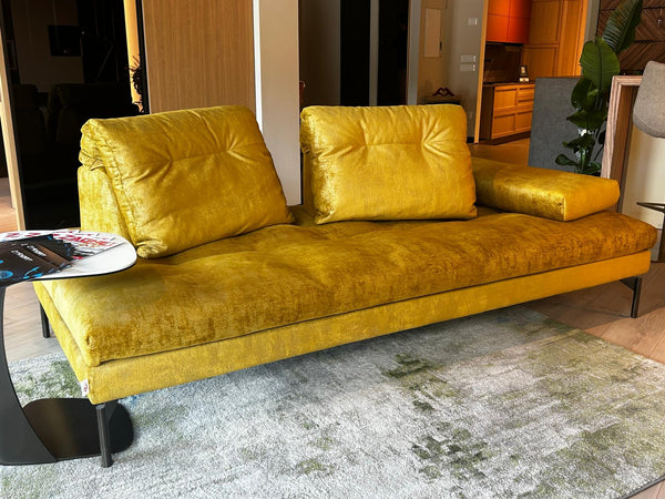 Divano modulare in tessuto giallo ocra